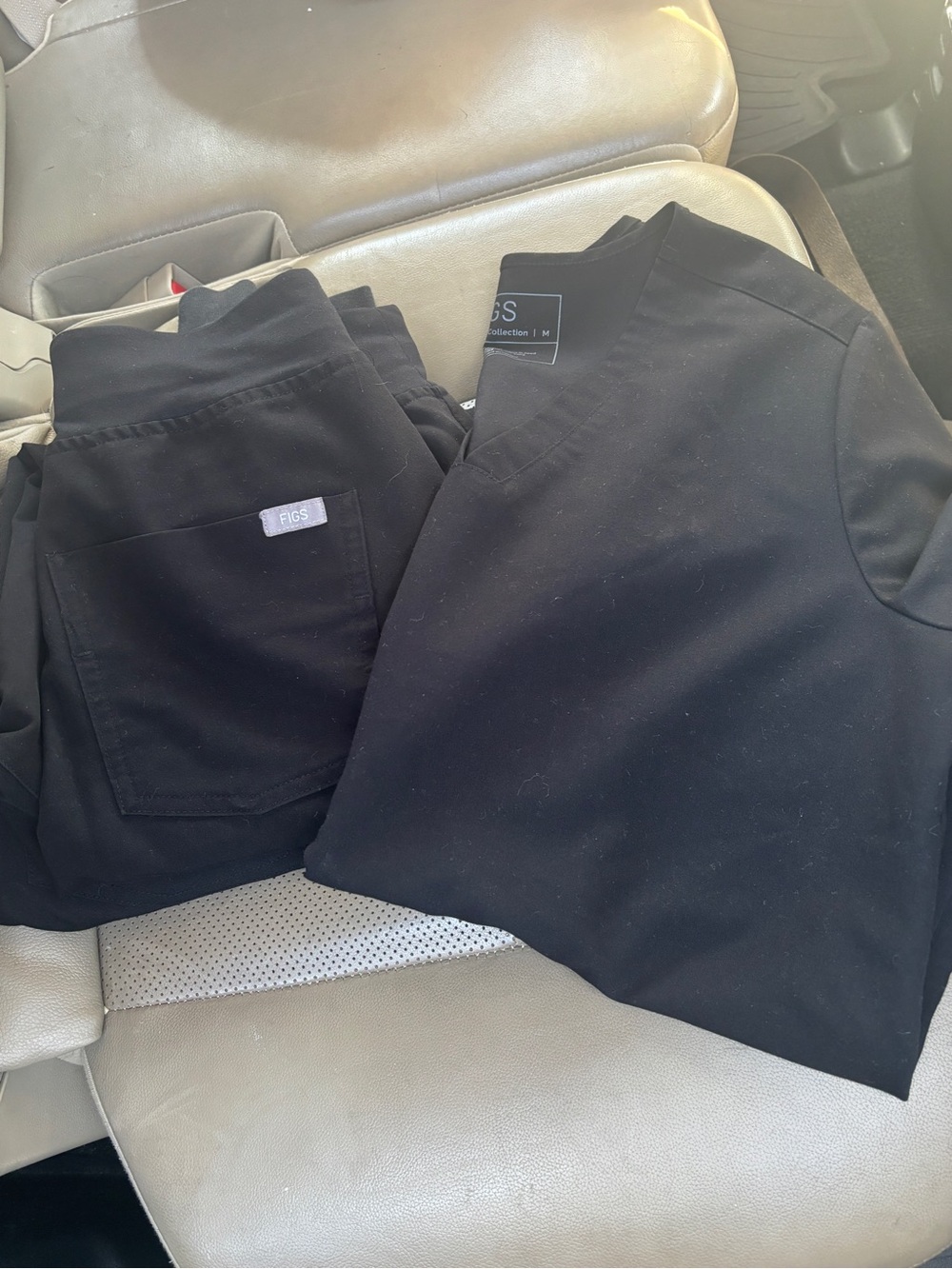 Figs womens Black Jogger Scrub Pants and Top Set two bottoms and one top 3 peice